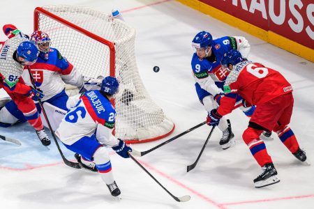 Martin Kaut, Samuel Hlavaj, Luka Radivojevič, Filip Mešár a Michal Kempný na snímke.