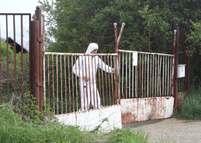 Poľnohospodárske družstvo v obci Lovča.