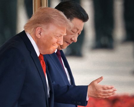 Chinese President Xi Jinping and U.S. President Donald Trump at a welcome ceremony.