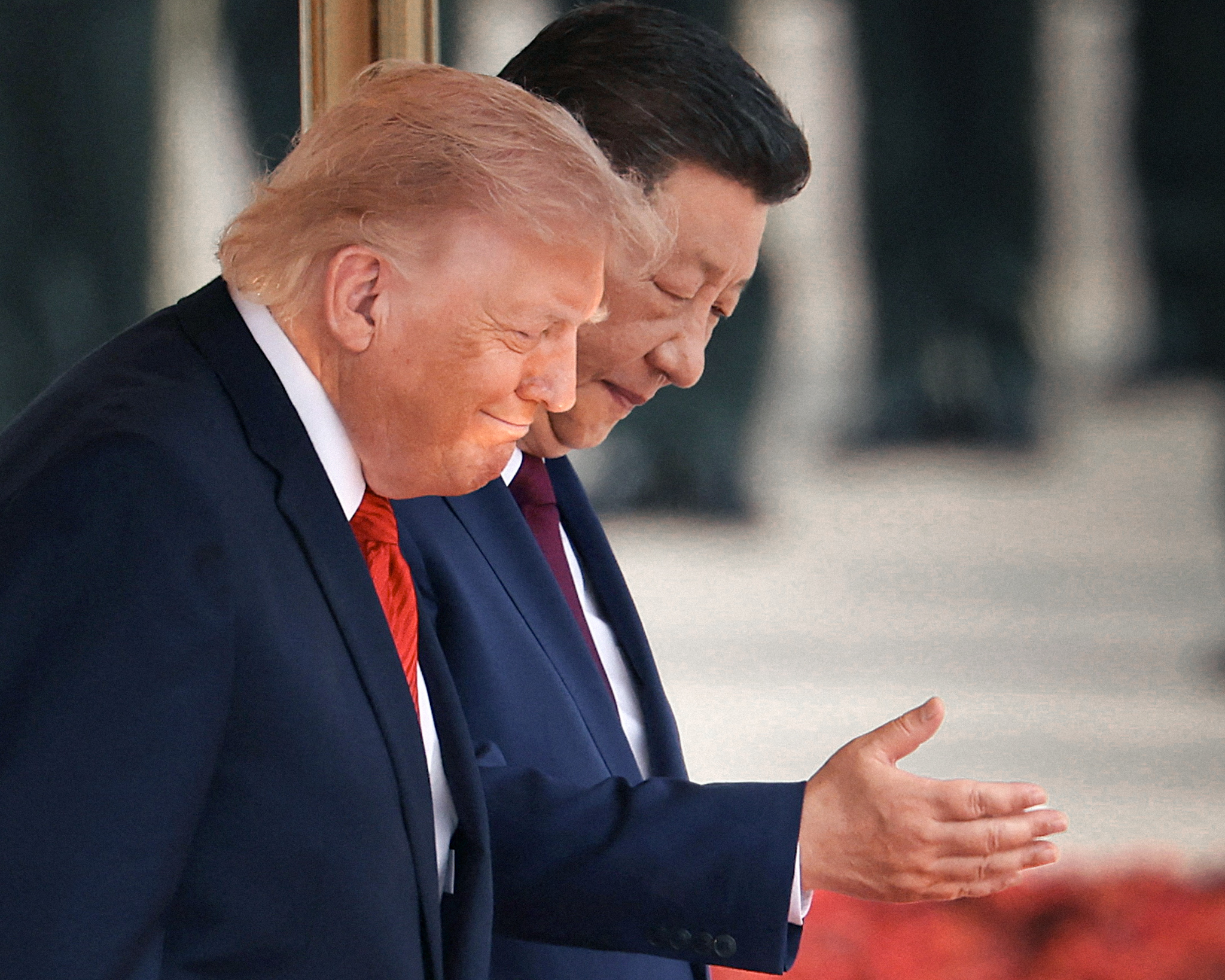 Xi Warns Trump Over Taiwan as Beijing Summit Opens on a Friendly Note
