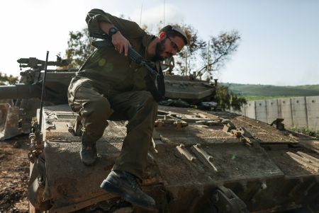 Hamas Talks Stall Over Refusal to Disarm