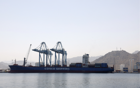 A container ship is docked at the Port of Fujairah as the conflict with Iran strains shipping routes through the Strait of Hormuz. Photo: Amr Alfiky/Reuters