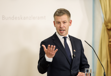 Peter Magyar.