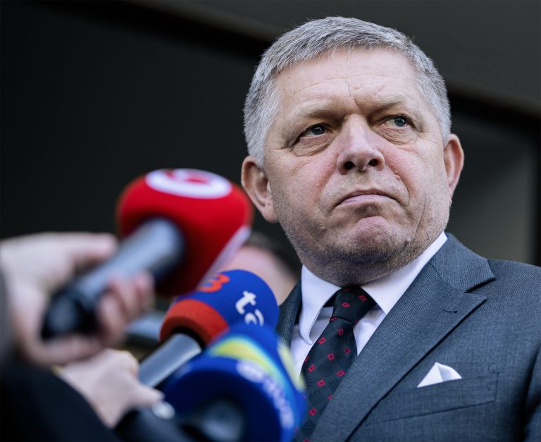 Slovensko žije na dlh. Iná cesta neexistuje, hovorí Fico