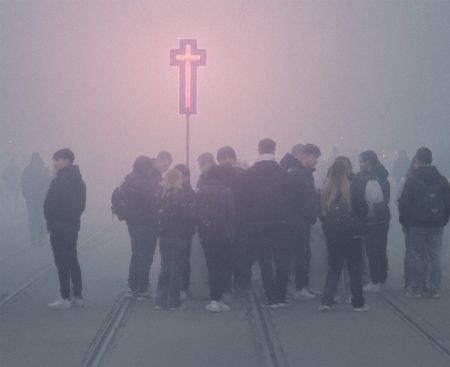 For many young people, the digital age has brought connection without belonging. Photo: Wojtek Radwanski/AFP/Profimedia/AI