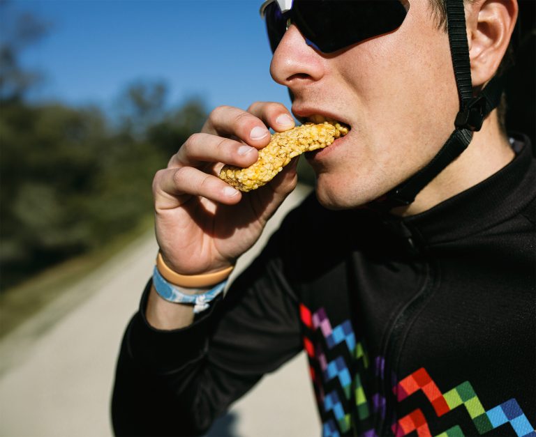 High-protein foods are becoming a supermarket trend, but many contain only slightly more protein while also adding extra calories and additives. Photo: Westend61 / Getty Images
