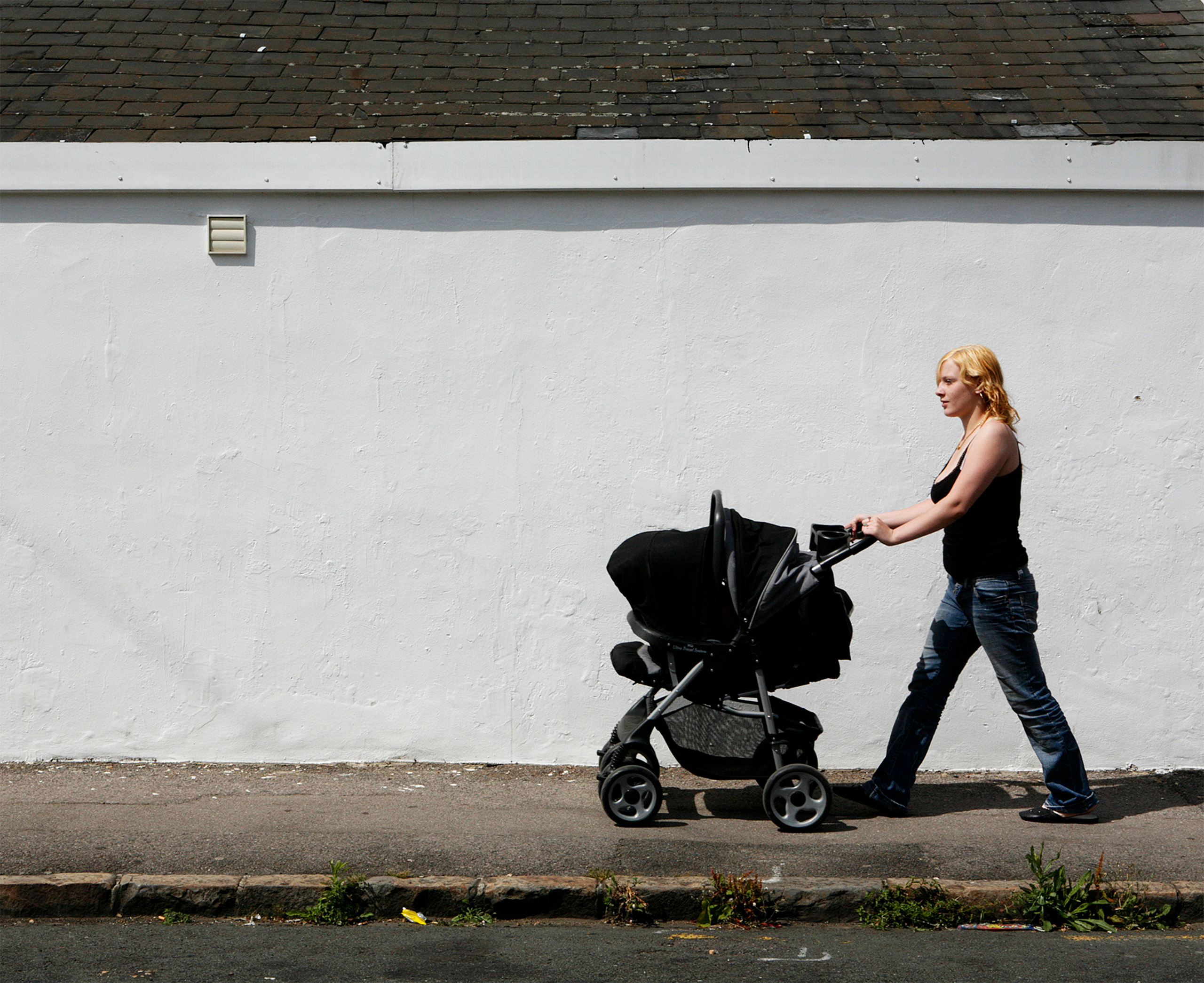 Britain: The Country Where Motherhood Has Become a Crisis