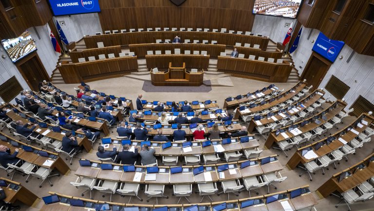 Parlamentná budova.