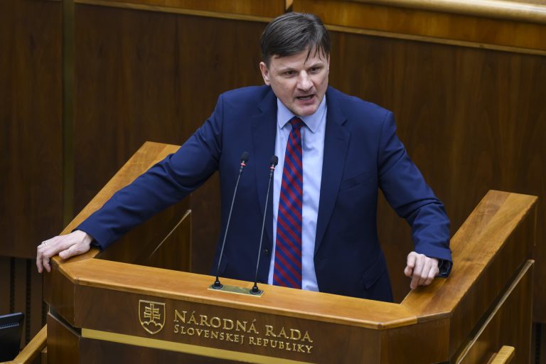 Alojz Hlina.