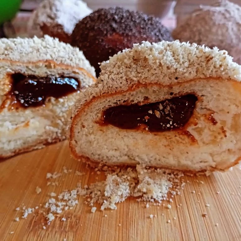 Brhlovské podlievané buchty.