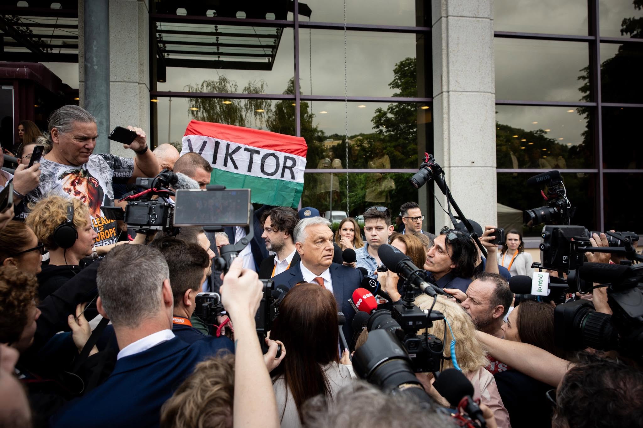 “I Will Never Give Up”: Orban Accepts Responsibility for Fidesz’s Fall from Power
