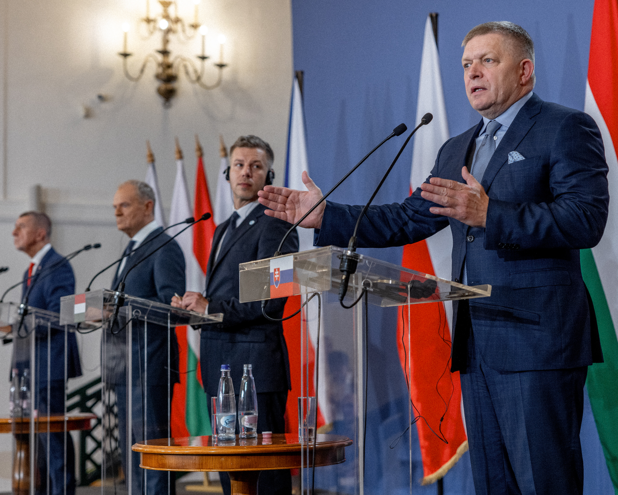 Fico po samite V4: Chceme byť opäť veľmi silní. Európa nás začne počúvať, doplnil Tusk