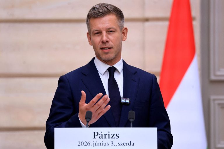 Péter Magyar.