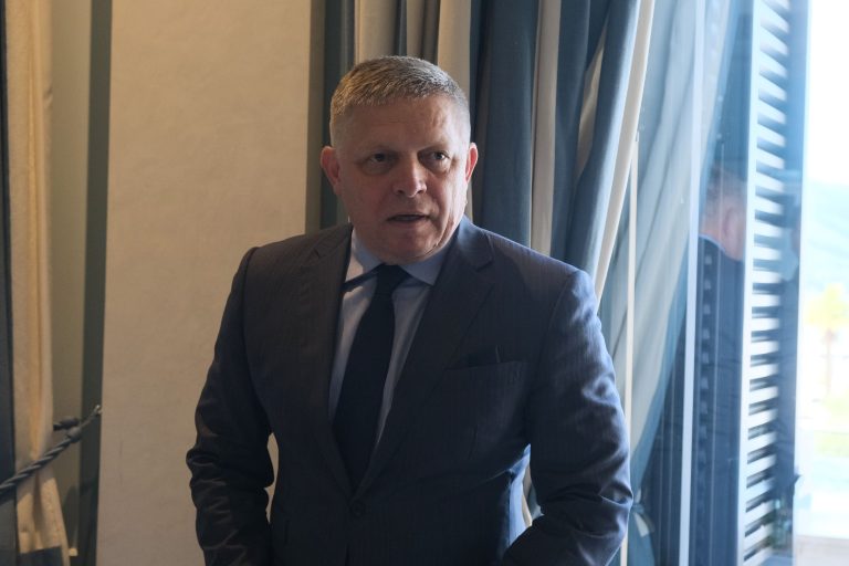 Robert Fico.