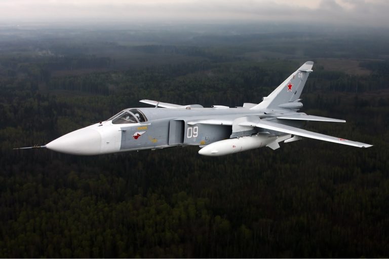 Lietadlo Suchoj Su-24.