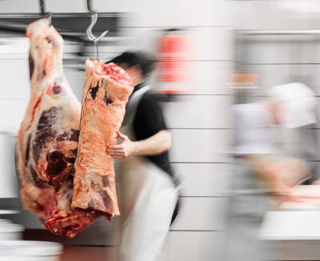 Slovenskí producenti hovoria o domácom mäse.