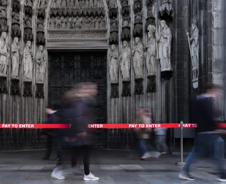 Cologne Cathedral Puts a Price on Entry