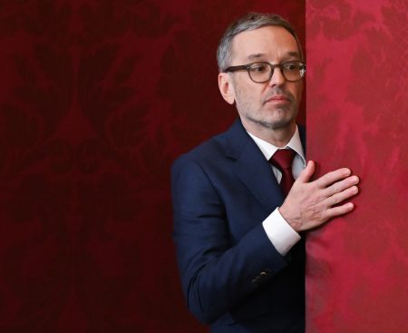 Herbert Kickl defends his use of the term 'remigration'.