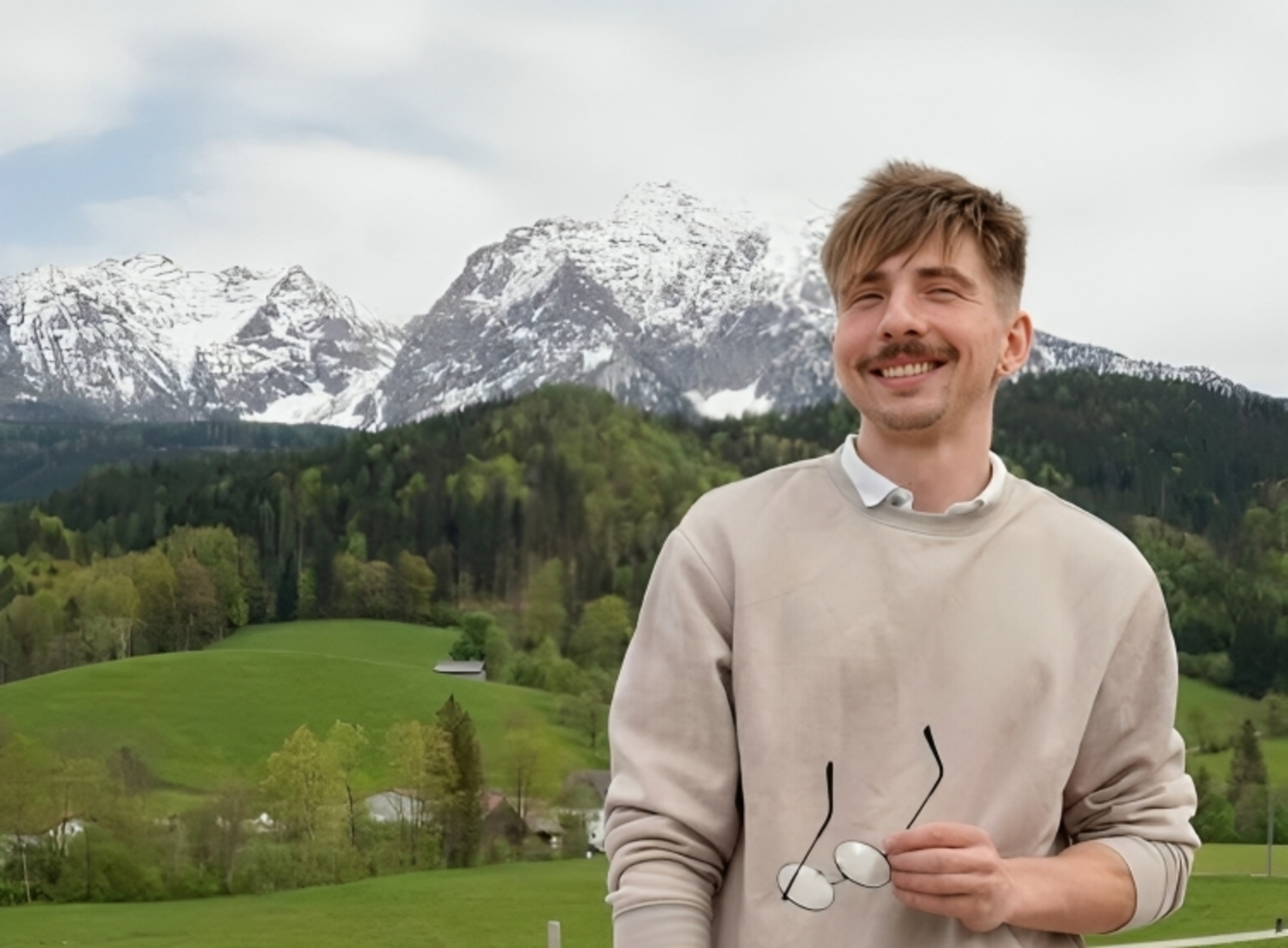 Špionáž a príprava bombového útoku. Poľský súd poslal za mreže manželov z Ruska