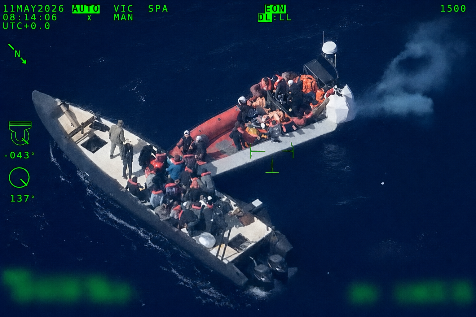 Migrants being transferred to the Sea-Watch 5.