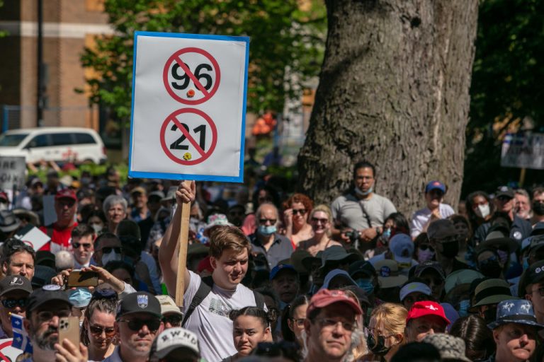 Bill 21 Shots Fired: Dogpiling Quebec’s Religious Display Law