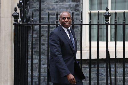 Prečo britské ministerstvo odmieta zverejniť údaje o kriminalite cudzincov?