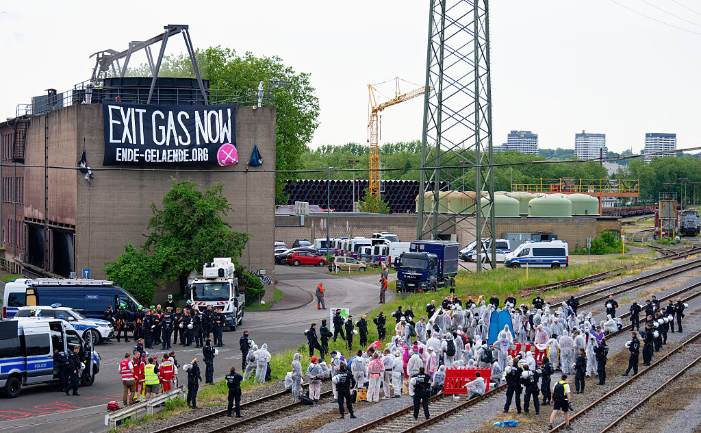 Climate activists block tracks to a Europipe plant.