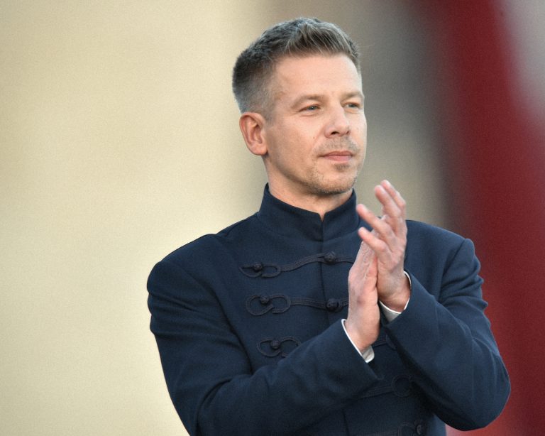 Péter Magyar.