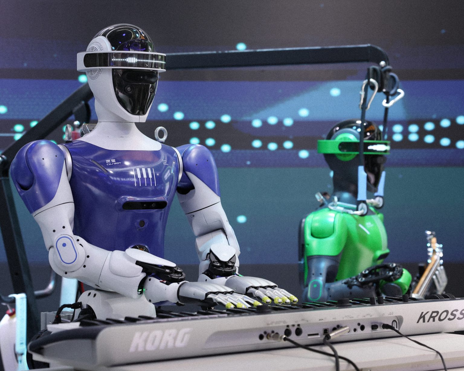 Robots on display in Shanghai.