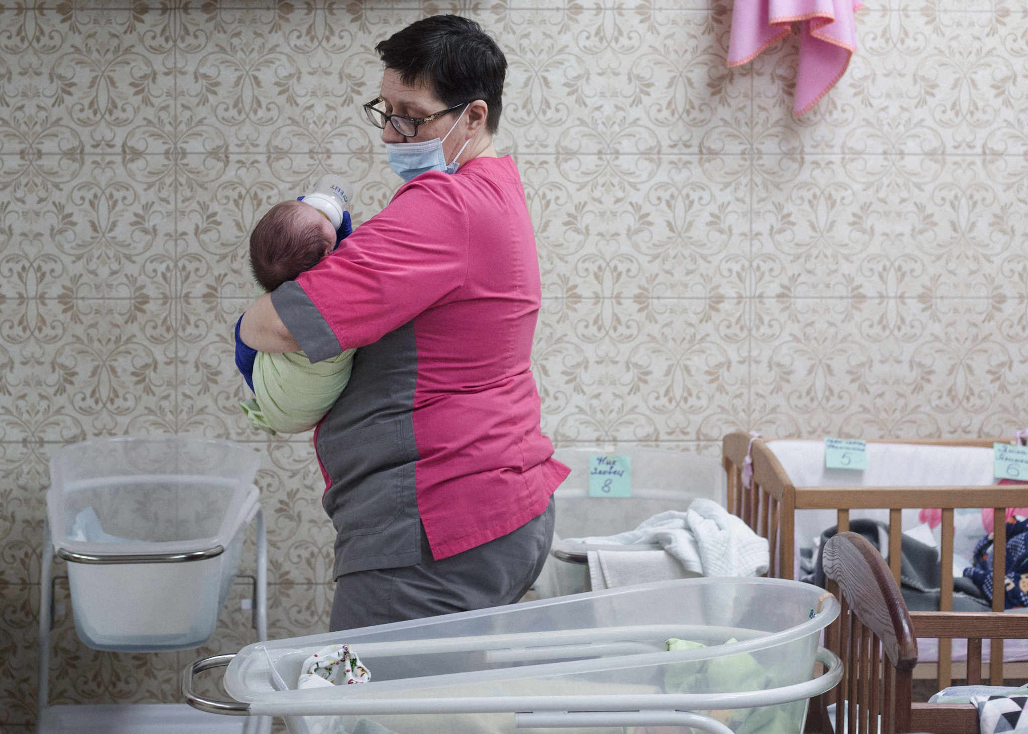 Surrogacy Advocates Use Statelessness Fears to Push Legalization