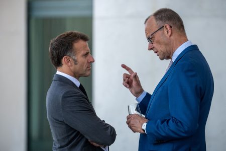 Emmanuel Macron a Friedrich Merz.