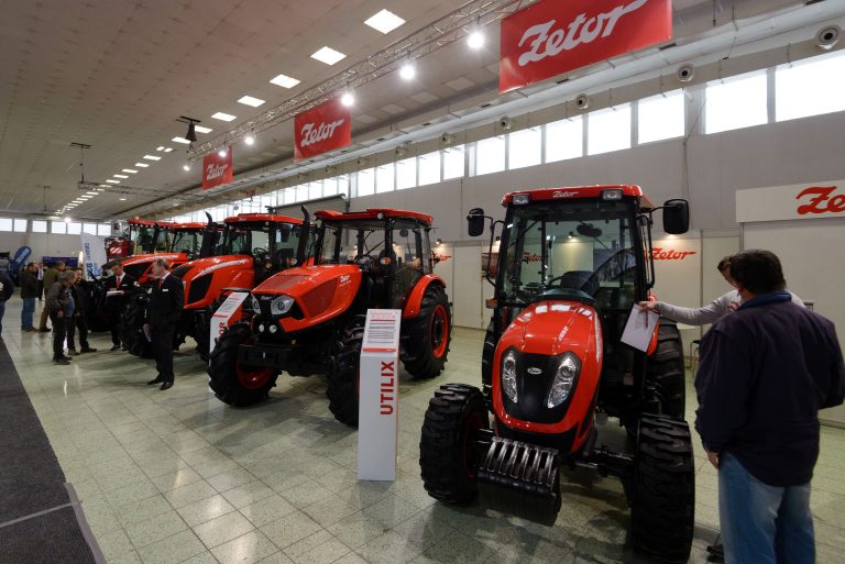 Výstavný priestor firmy Zetor.