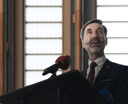 Juraj Blanár v sídle OSN.