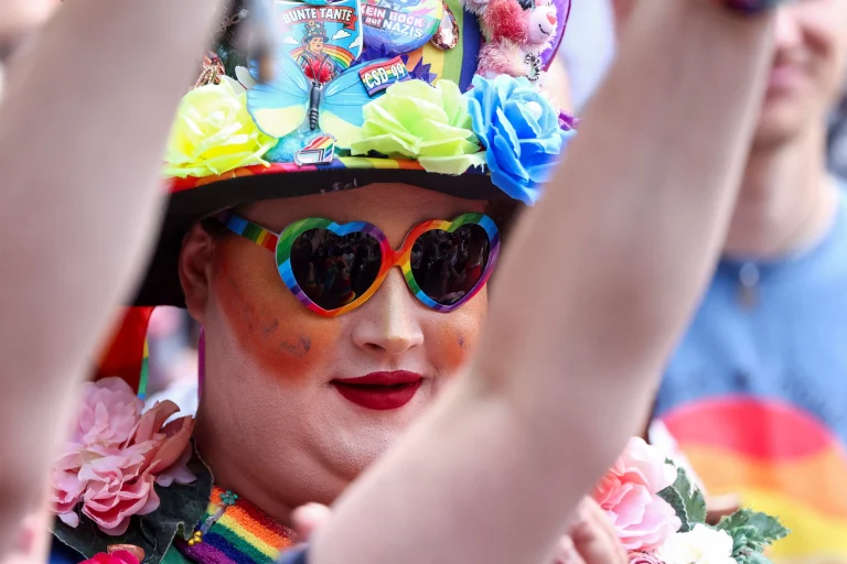 The Log Cabin Republicans has announced it will end its advocacy on transgender issues and focus exclusively on lesbian, gay and bisexual issues.
