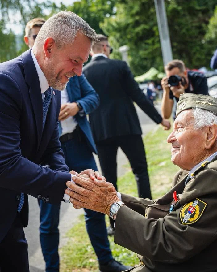 Peter Pellegrini a Vladimír Strmeň na oslavách SNP v Banskej Bystrici. Foto: Peter Pellegrini/Facebook