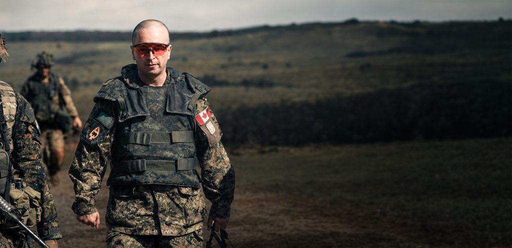 Armádny kňaz: Vo vojne padnú na kolená aj neveriaci