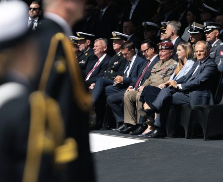 Premiér Donald Tusk na oslavách Sviatku poľského vojska.