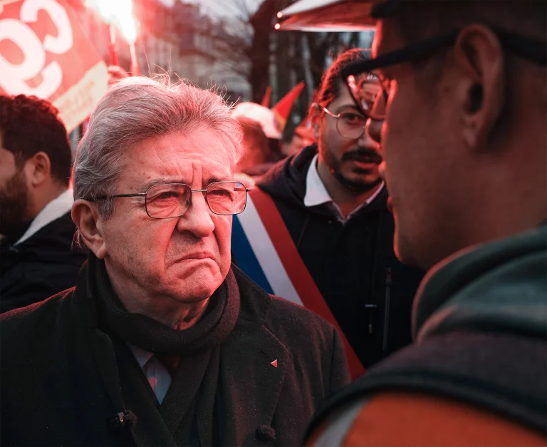 Jean-Luc Mélenchon with a new generation of activists.