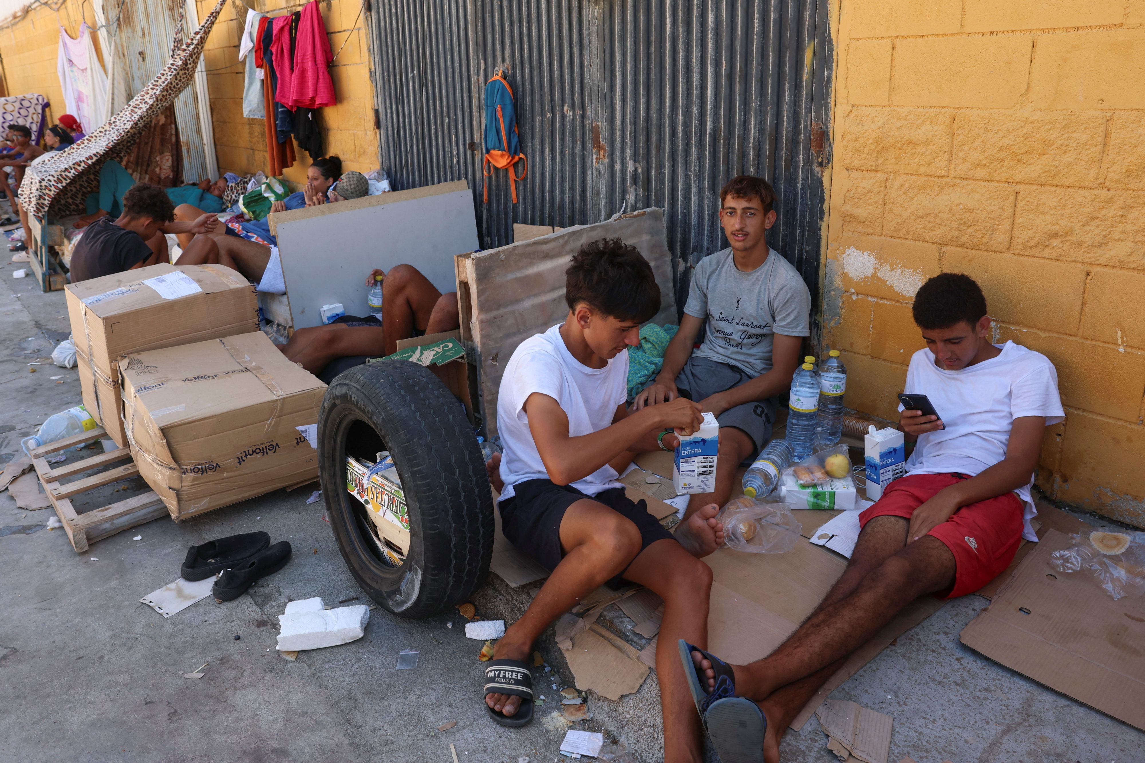 Italy Rejects Spanish Pressure over Border Controls