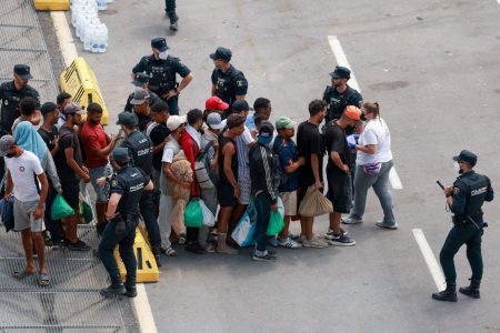 Illustrative photo of illegal migrants.